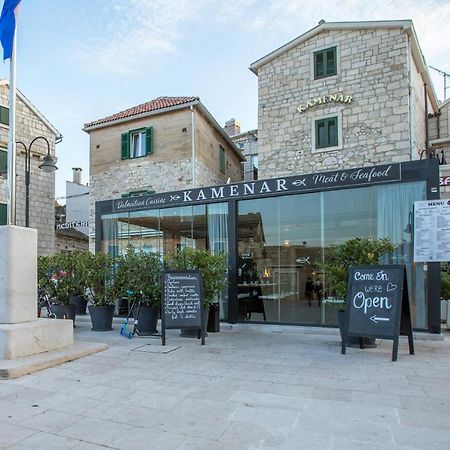Hotel Pansion Kamenar à Primošten Extérieur photo