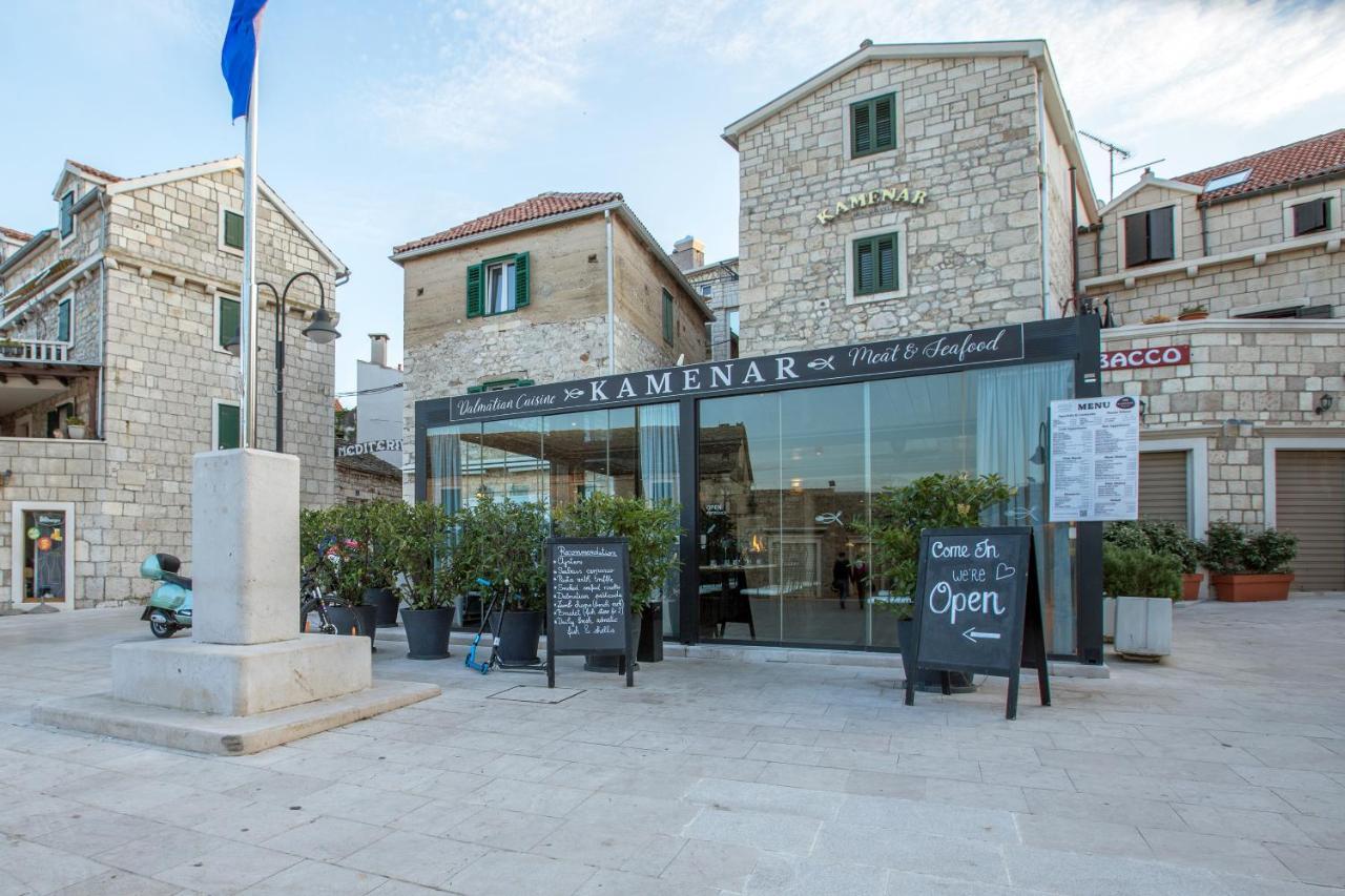 Hotel Pansion Kamenar à Primošten Extérieur photo