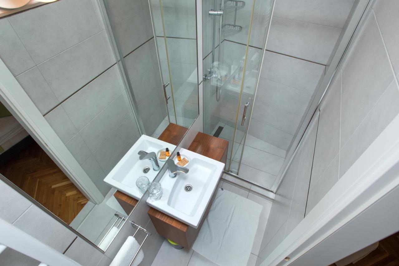 Hotel Pansion Kamenar à Primošten Extérieur photo