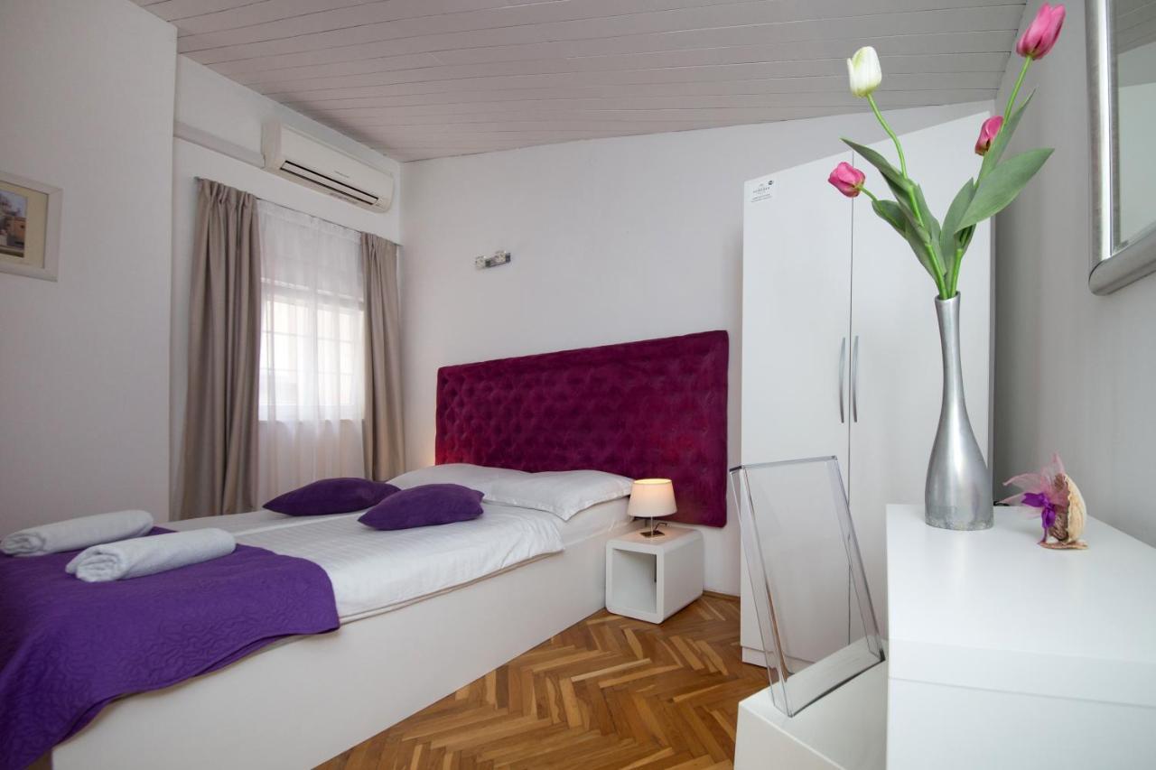 Hotel Pansion Kamenar à Primošten Extérieur photo