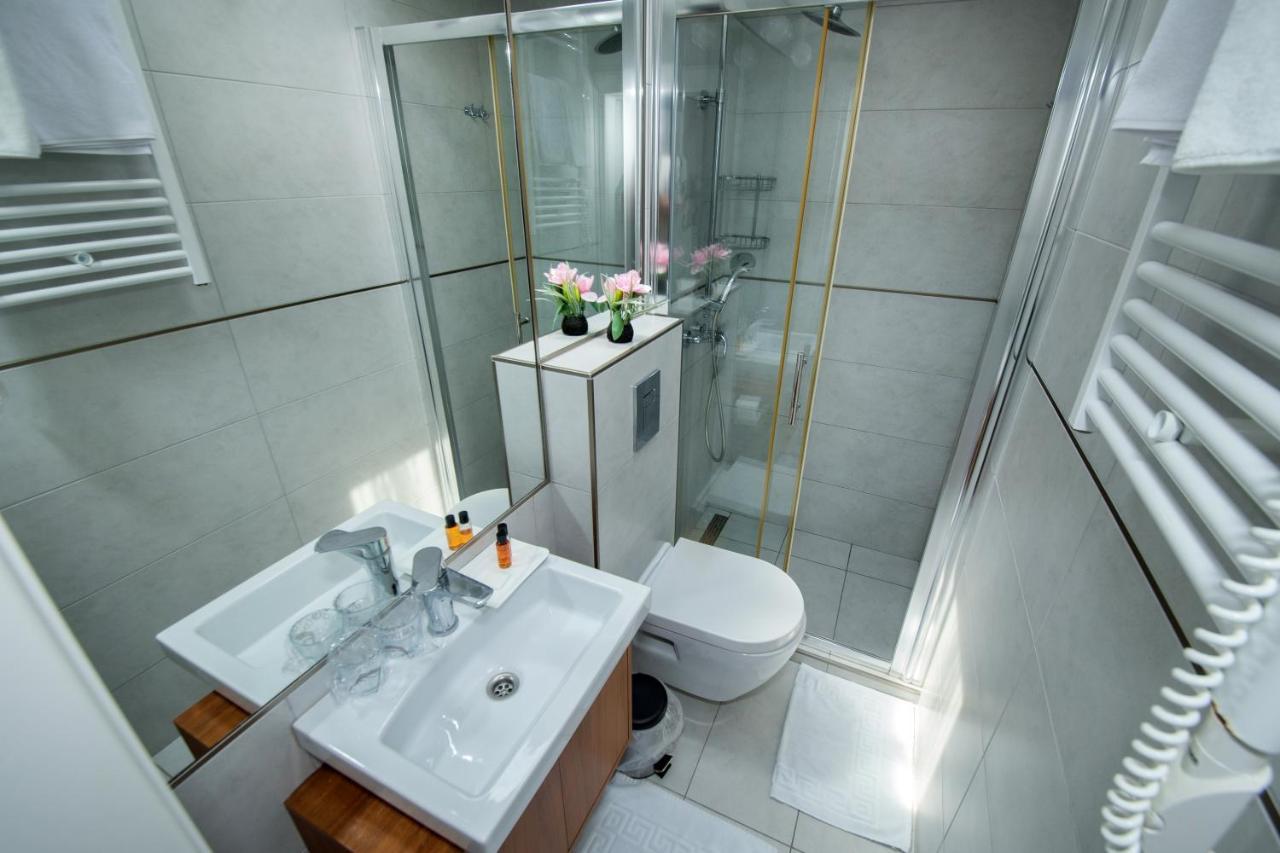Hotel Pansion Kamenar à Primošten Extérieur photo