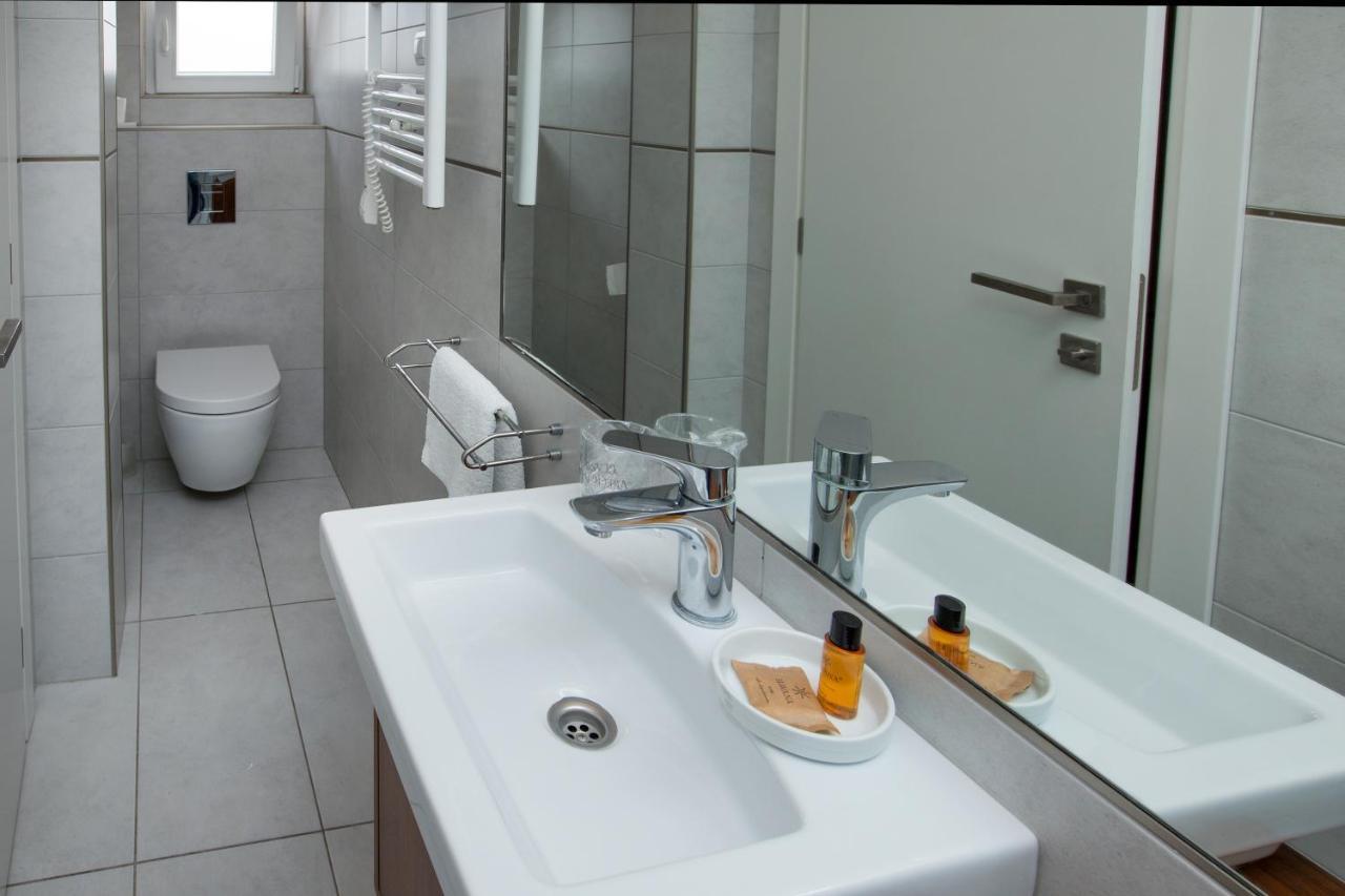 Hotel Pansion Kamenar à Primošten Extérieur photo