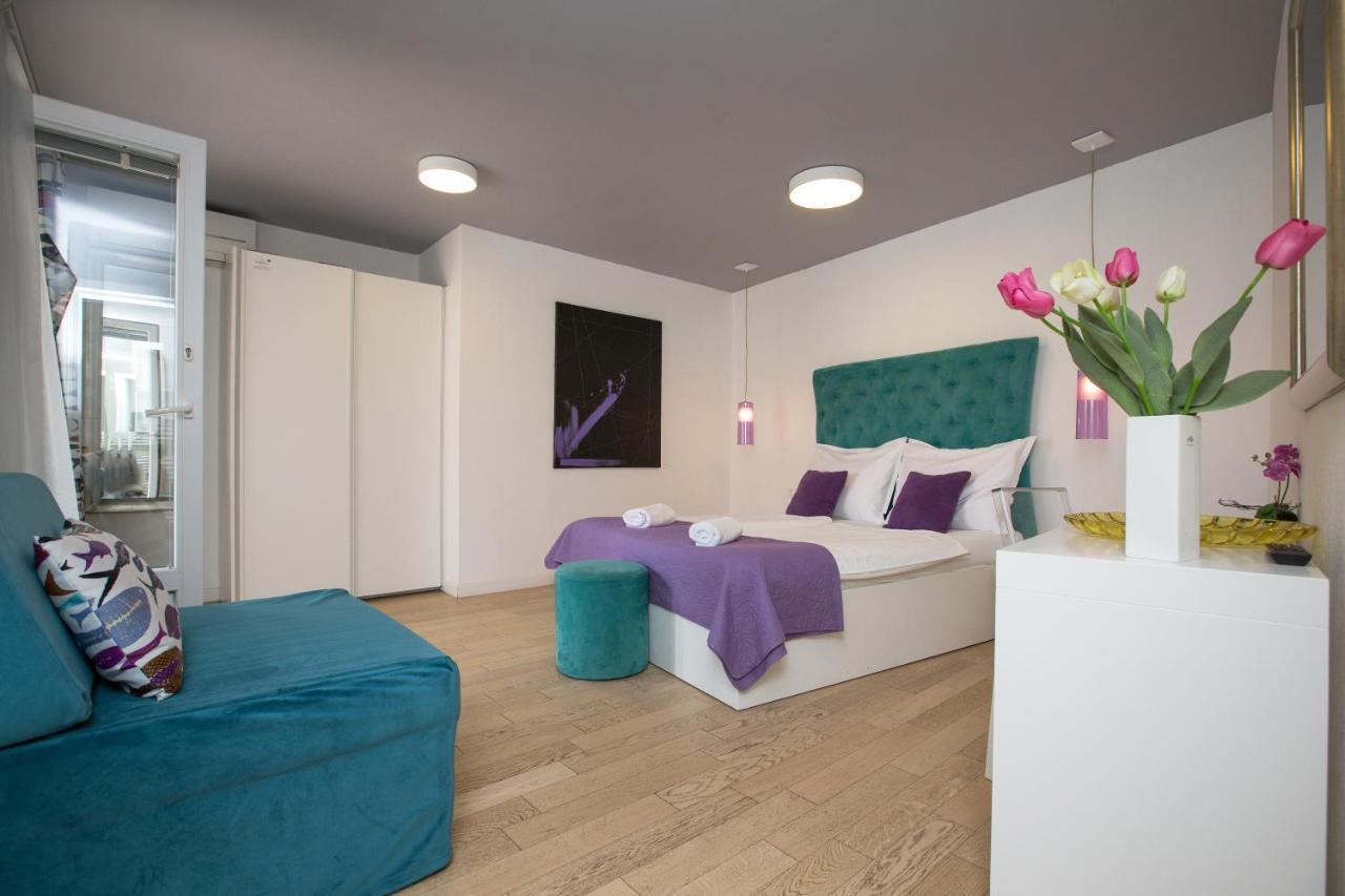 Hotel Pansion Kamenar à Primošten Extérieur photo